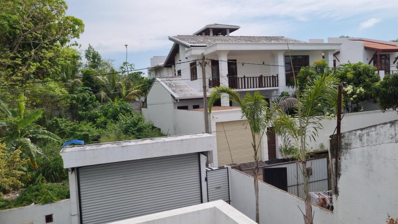 Vidushi Home Minuwangoda Екстер'єр фото